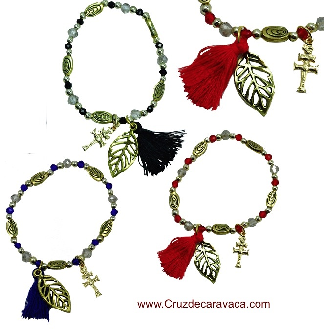 PULSERAS DE LA CRUZ DE CARAVACA CON HOJA Y BORLA -SET 3- 3 UNIDADES 1 X COLOR ROJA BLUE 