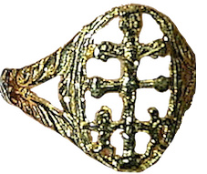 CARAVACA CROSS RING OF 9 CARAT GOLD 