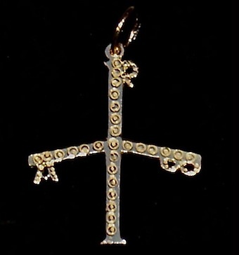 CEHEGIN CROSS PENDANT MAKE IN GOLD 