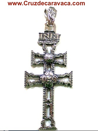 CRUZ DE CARAVACA EN PLATA CON RELIEVE A DOS CARAS PLATA ANTIGUA 