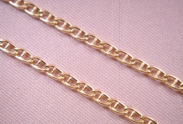 GOLD CHAIN, 2-3-50 LENGTH 50 CMS. 