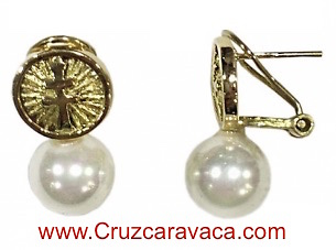 GOLD EARRINGS CROSS OF WOMAN CARAVACA IN GOLD AND PEARLS 