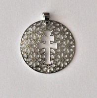 MEDAL CROSS OF CARAVACA AND FLOWERS IN SILVER PENDANT