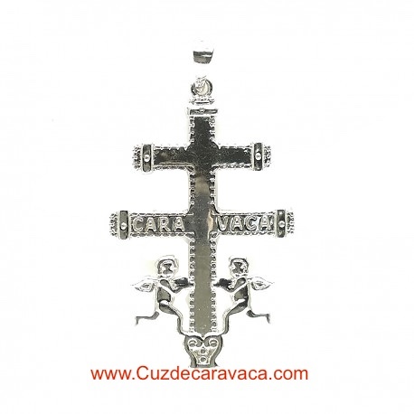 CRUZ DE CARAVACA DE PLATA CON ANGELES Y LA INSCRIPCIÓN 