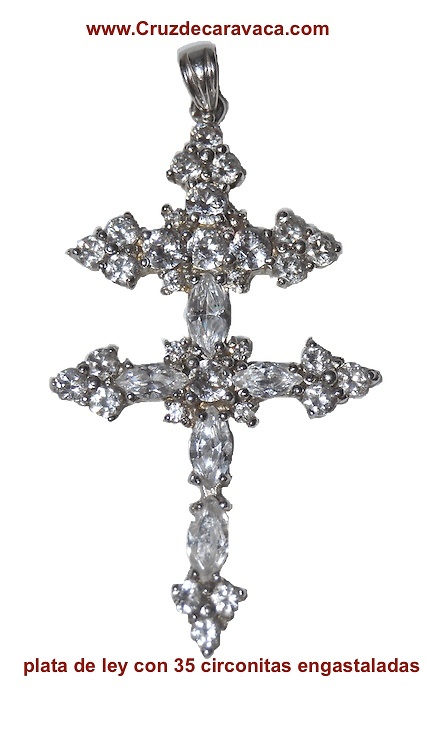 CRUZ DE CARAVACA DE PLATA CON CIRCONITAS TALLADAS 