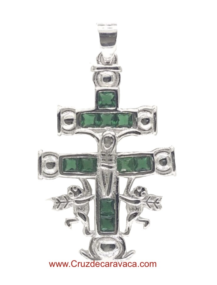 CRUZ DE CARAVACA DE PLATA CON CRISTALES VERDES 