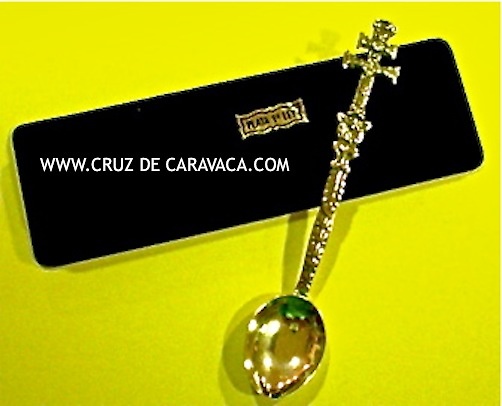 CUCHARA CRUZ DE CARAVACA HECHA EN PLATA 