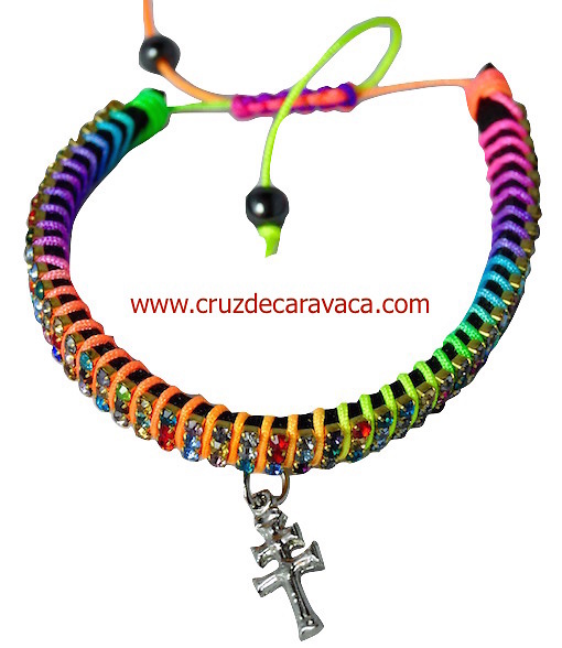 PULSERA CRUZ DE CARAVACA CON CRISTALES STRASS AJUSTABLE DE COLORES 