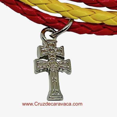 PULSERA TRENZADA CON-CRUZ-DE-CARAVACA Y BANDERA ESPAÑOLA 