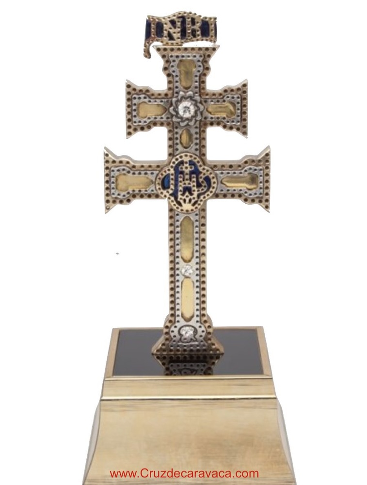 REPLICA CRUZ DE CARAVACA SOBRE PEANA CON AUTÉNTICAS PIEDRAS SWAROVSKI 