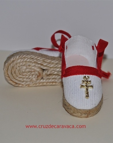 ZAPATILLAS ALPARGATAS CON LA CRUZ DE CARAVACA VER DETALLE 