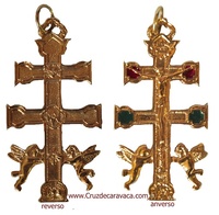 CRUZ DE CARAVACA  CON ÁNGELES METAL DORADO ESMALTADO PEQ