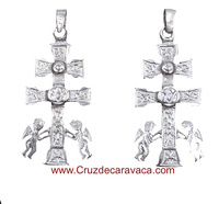 CRUZ DE CARAVACA DE PLATA CON ANGELES RELICARIO