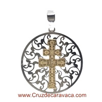 MEDALLA CRUZ DE CARAVACA EN PLATA Y PLATA BAÑO ORO  DISEÑO MODERNISTA