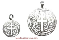 MEDALLA CRUZ DE CARAVACA  PARA COLGAR HECHA EN PLATA A RELIEVE