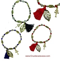 PULSERAS DE LA CRUZ DE CARAVACA CON HOJA Y BORLA -SET 3-