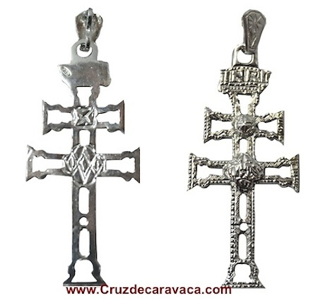 CRUZ DE CARAVACA EN PLATA CON RELIEVE A DOS CARAS PLATA 